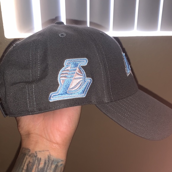 Los Angeles Lakers SnapBack - Picture 2 of 4